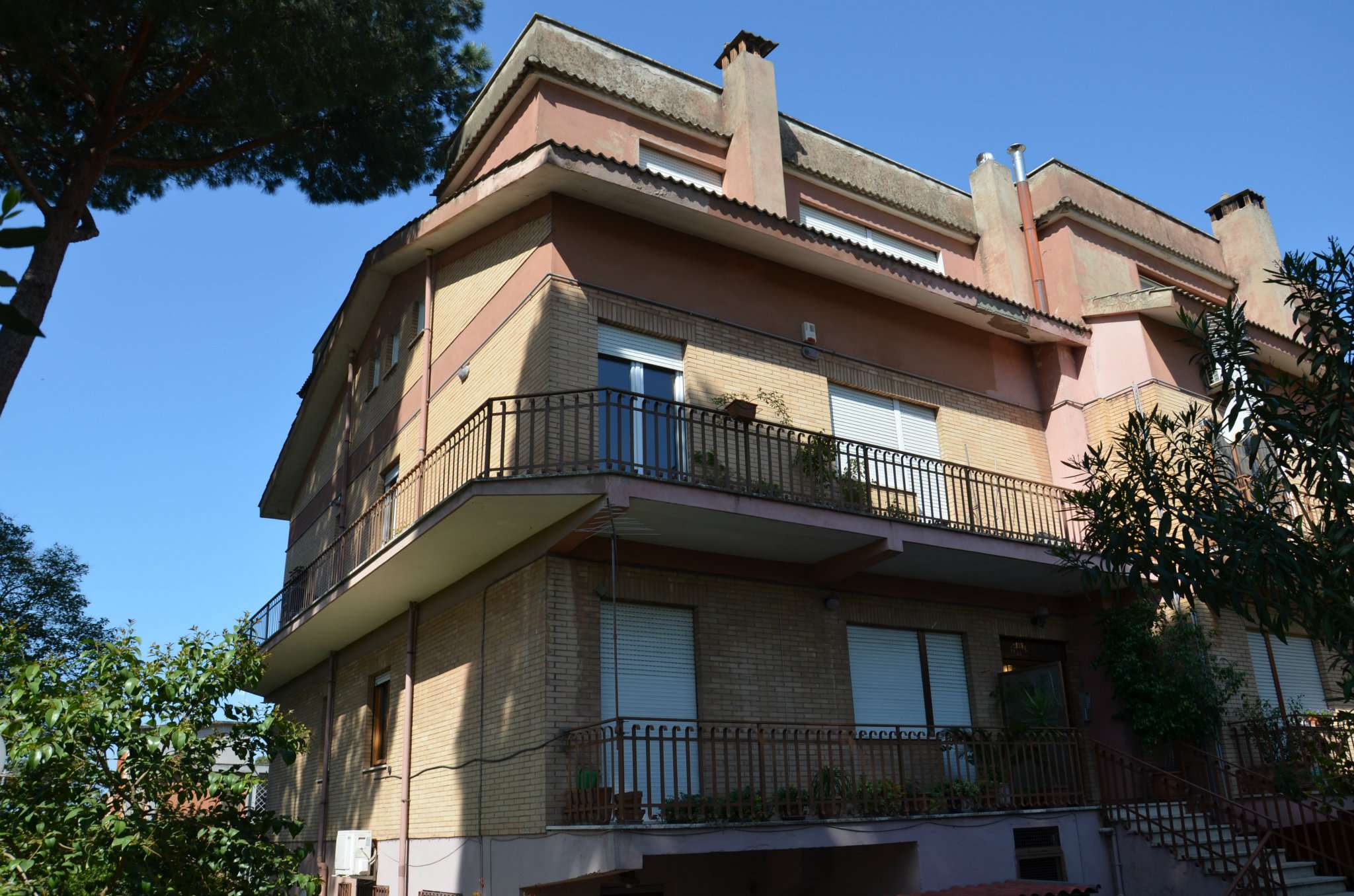  roma vendita quart: axa aries gruppo immobiliare