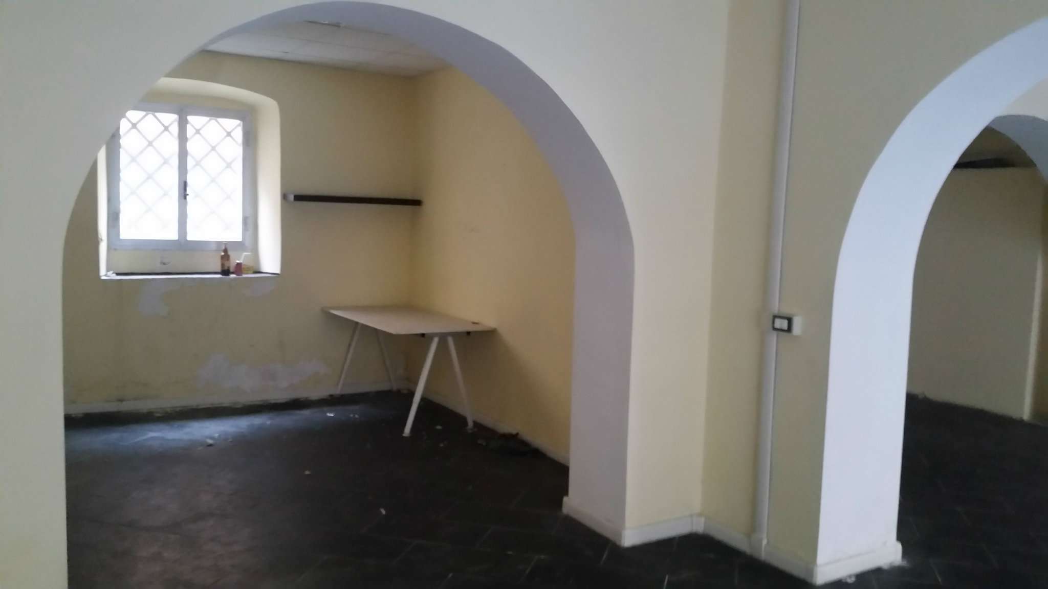 Negozio - Loc.Com. GENOVA vendita  CERTOSA Fillak Unimmobiliare