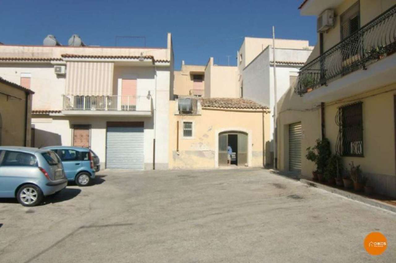 Villa Unifamiliare - Indipendente NOTO vendita   Via genovesi Oikos Immobiliare