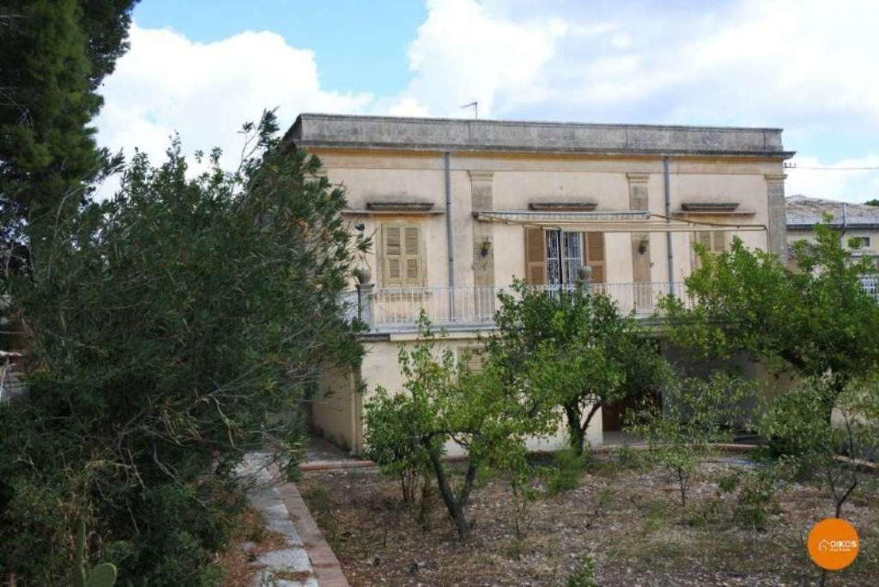 Villa NOTO vendita   San Corrado fuori le mura Oikos Immobiliare