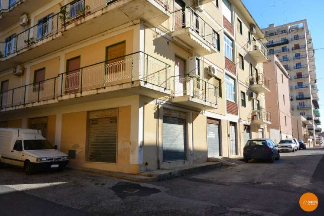 Appartamento NOTO vendita   Via Arrigo Goito Oikos Immobiliare