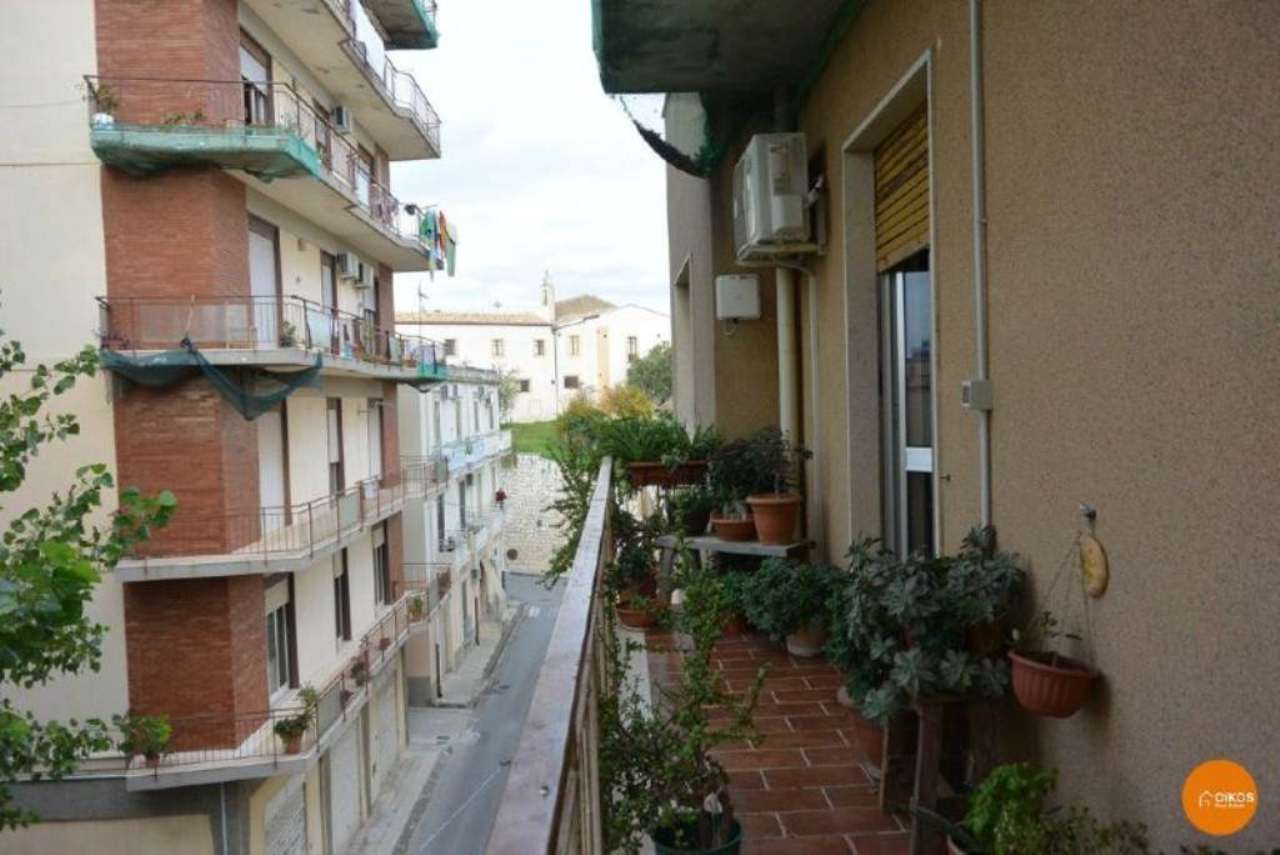 Appartamento NOTO vendita   ugo lago Oikos Immobiliare