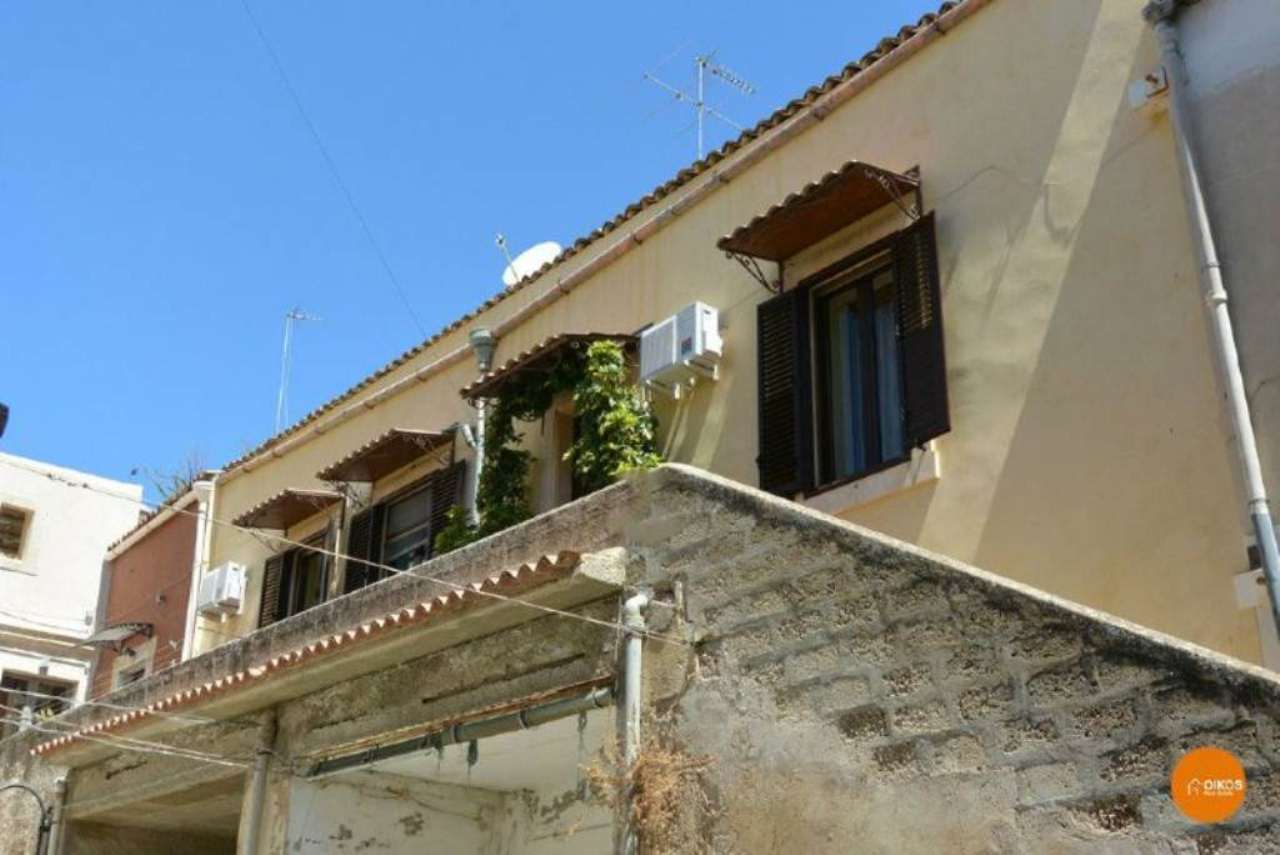 Villa Unifamiliare - Indipendente NOTO vendita   Via Rocco Pirri Oikos Immobiliare