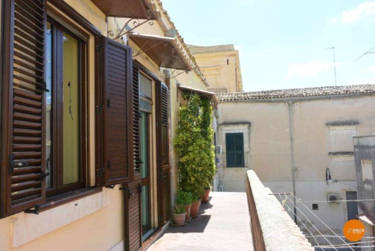 Villa Unifamiliare - Indipendente NOTO vendita   Via Rocco Pirri Oikos Immobiliare