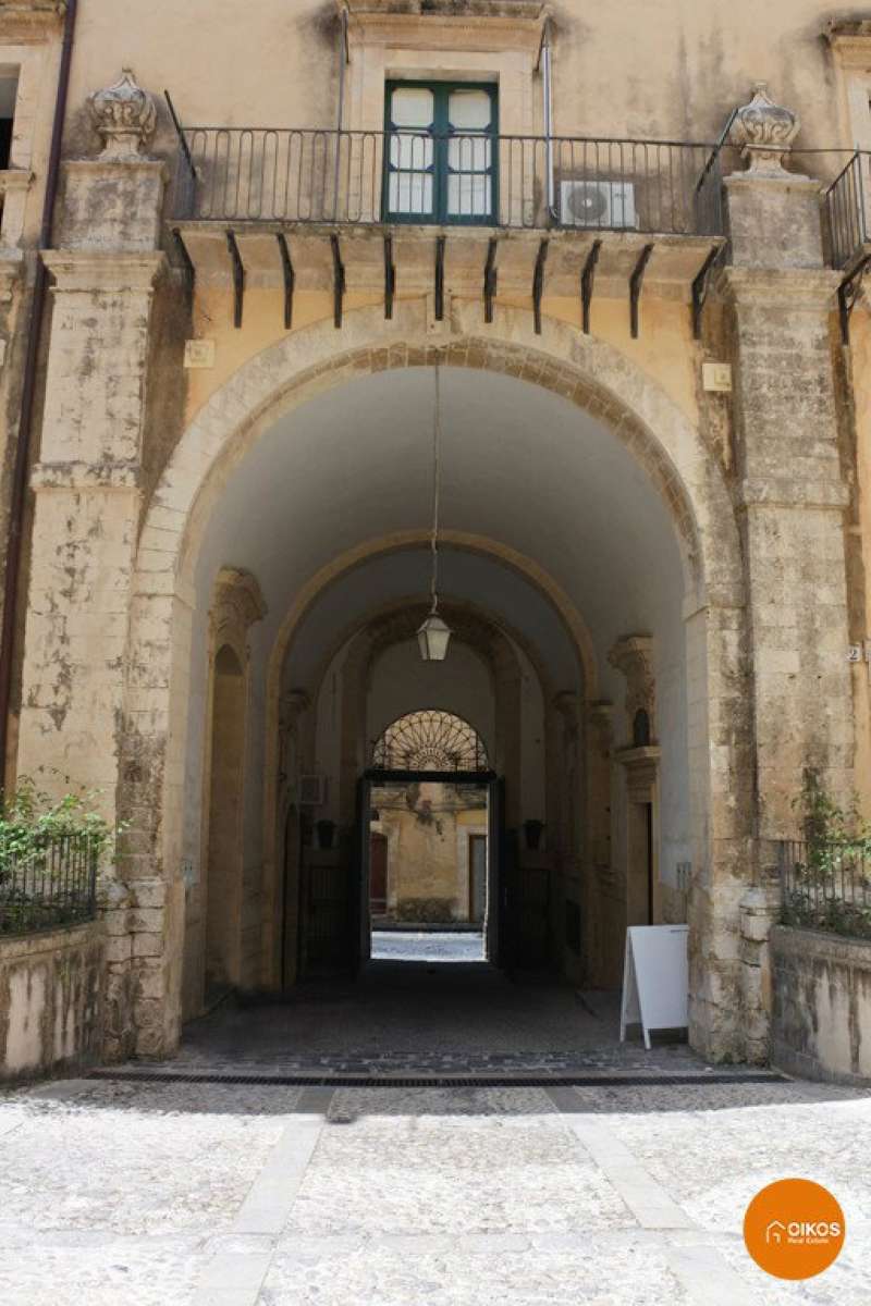 Appartamento NOTO vendita   Cavour Oikos Immobiliare