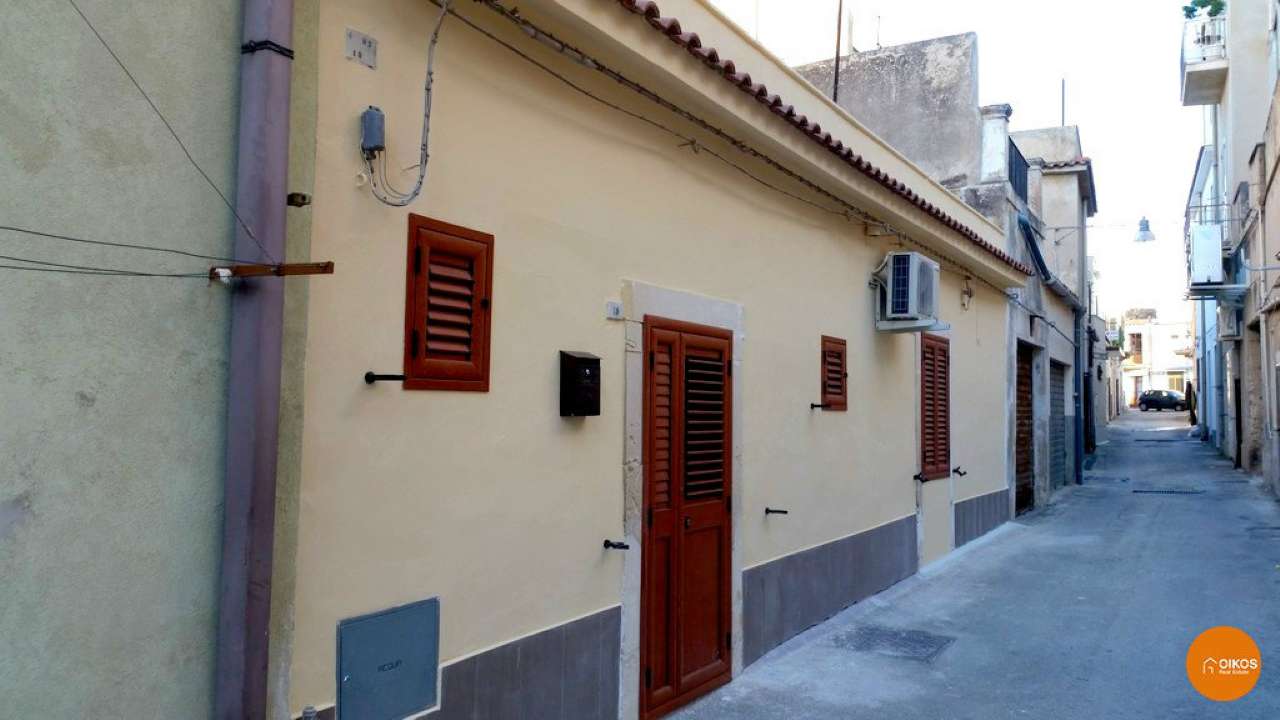 Villa Unifamiliare - Indipendente NOTO vendita   mameli Oikos Immobiliare