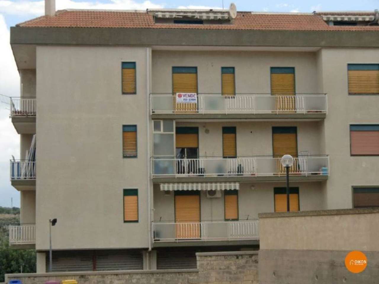 Appartamento NOTO vendita   via borsi Oikos Immobiliare