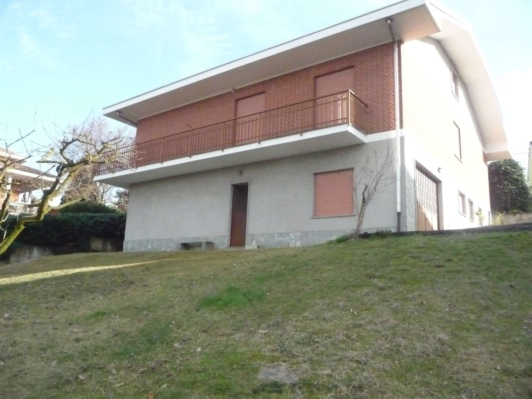 Villa Trifamiliare VALFENERA vendita   Giovanni XXIII Eco Immobiliare