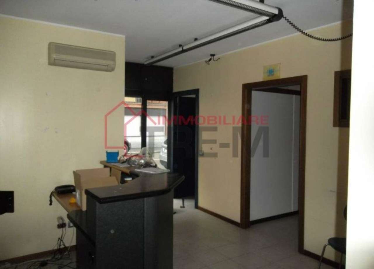 Negozio - Loc.Com. MILANO vendita  CERTOSA Piombino TRE-M Real Estate S.r.l.