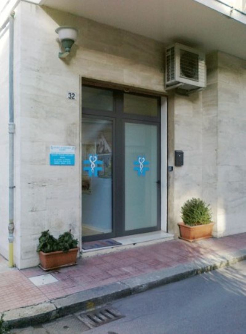 Negozio - Loc.Com. GENOVA vendita  ALBARO Riese Isigest Immobili