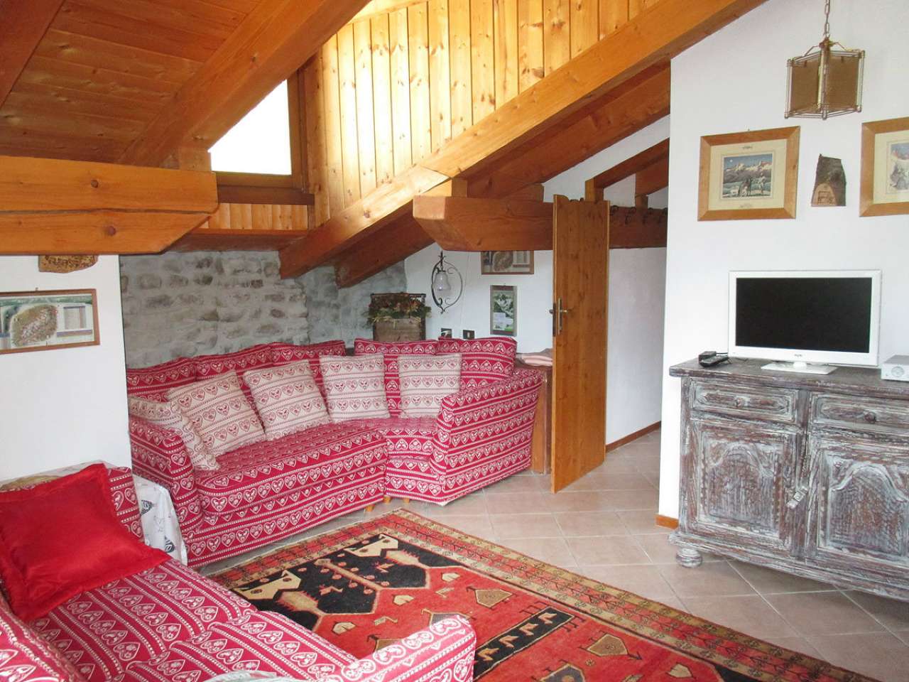 Mansarda - Sottotetto - Soffitta - Solaio COURMAYEUR affitto   du Four Isigest Immobili