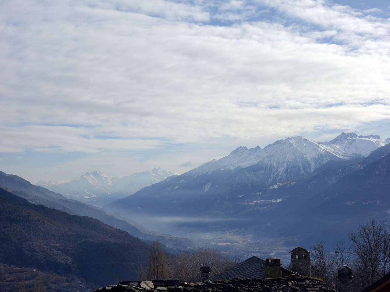 Appartamento AOSTA vendita   Loc. Arpuilles Isigest Immobili