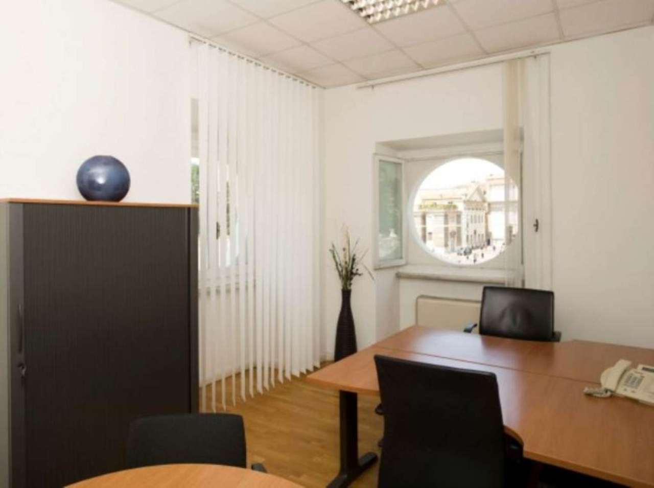 Ufficio - Loc.Com. ROMA affitto  Centro storico del Popolo Regus