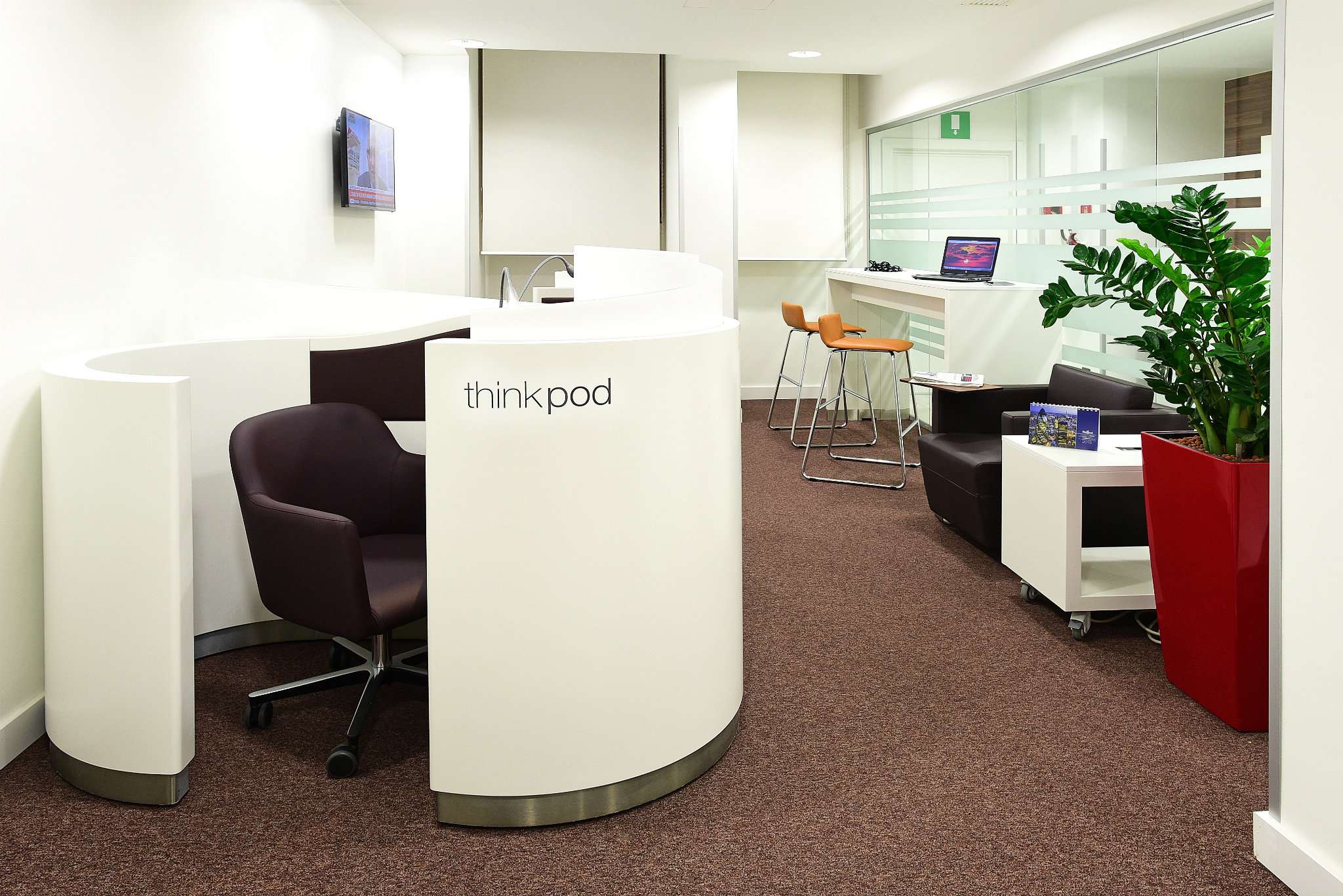  milano affitto quart: corso italia regus