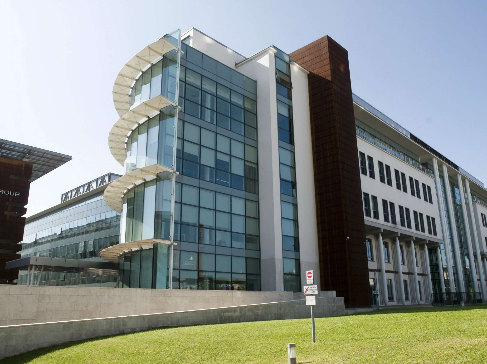  milano affitto quart: maciachini regus