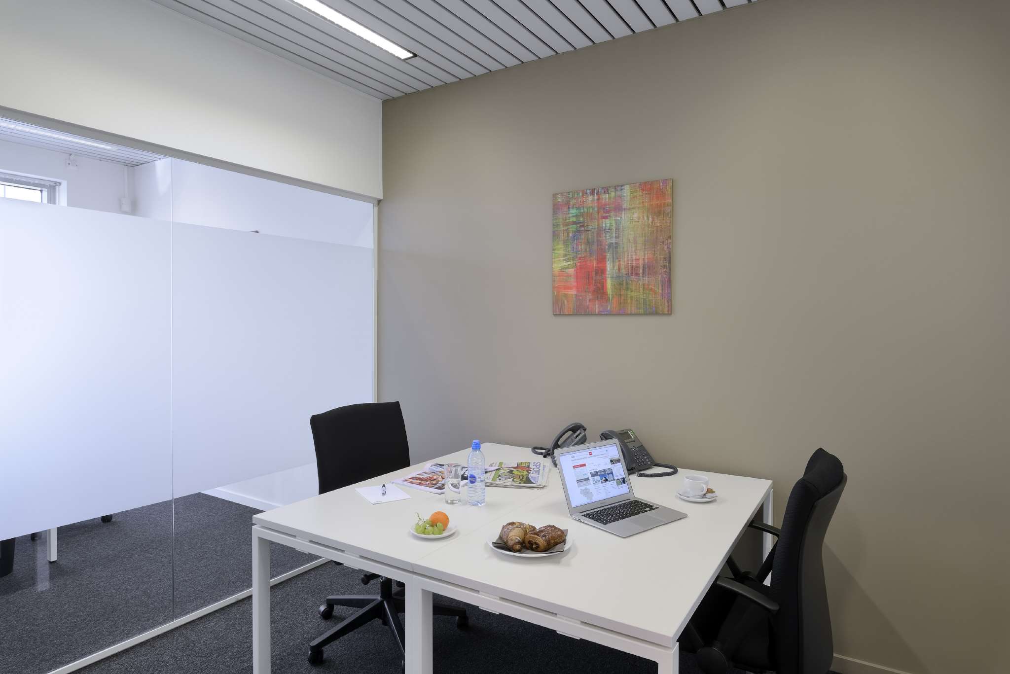  napoli affitto quart: san lorenzo regus