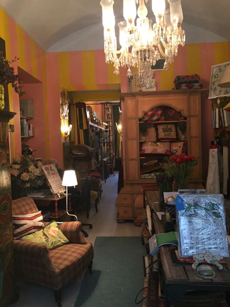 Negozio - Loc.Com. TORINO vendita  CENTRO FRATELLI CALANDRA Domus regia