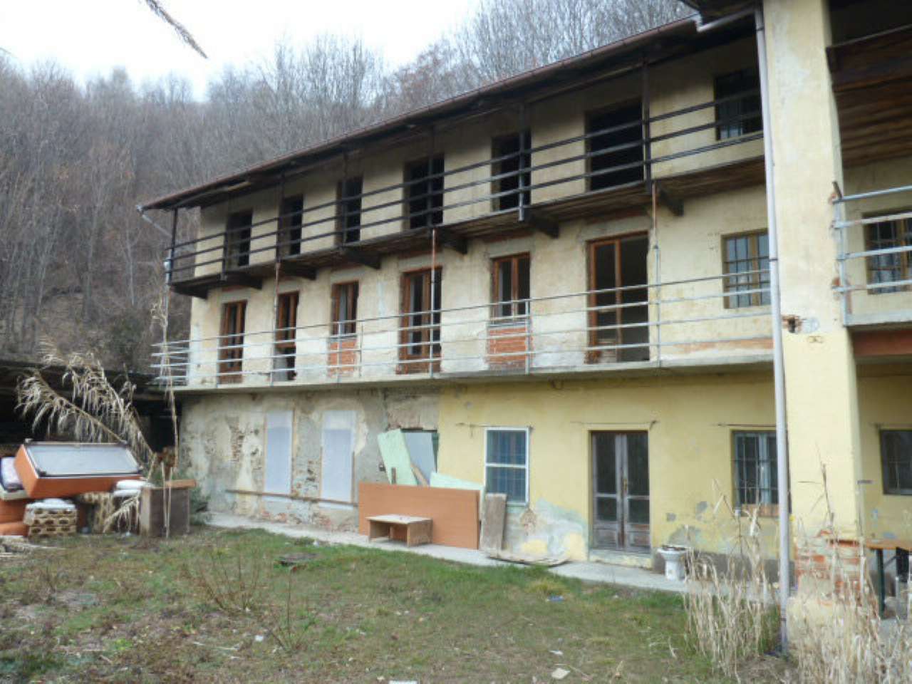 Villa Unifamiliare - Indipendente ROCCA CANAVESE vendita   Case Poma piemonte immobili snc