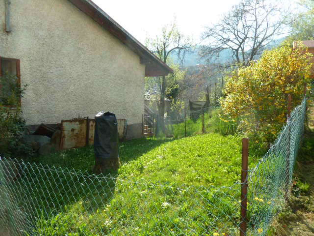 Villa Unifamiliare - Indipendente MONASTERO DI LANZO vendita   Tuje piemonte immobili snc