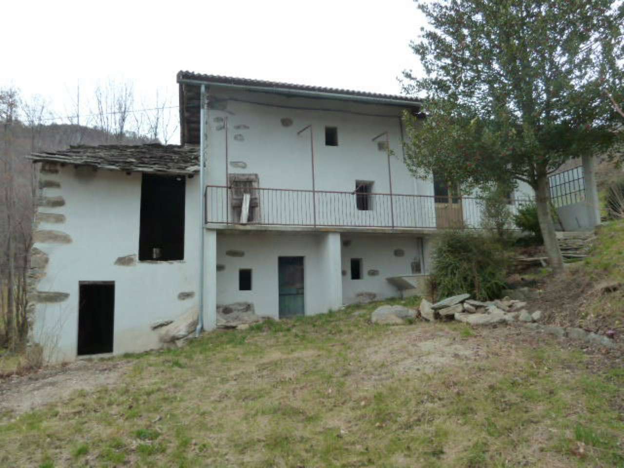 Villa Unifamiliare - Indipendente PONT-CANAVESE vendita   Faiallo piemonte immobili snc