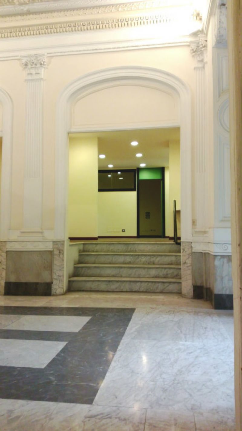 Ufficio - Loc.Com. ROMA vendita  Centro storico barberini corsini real estate