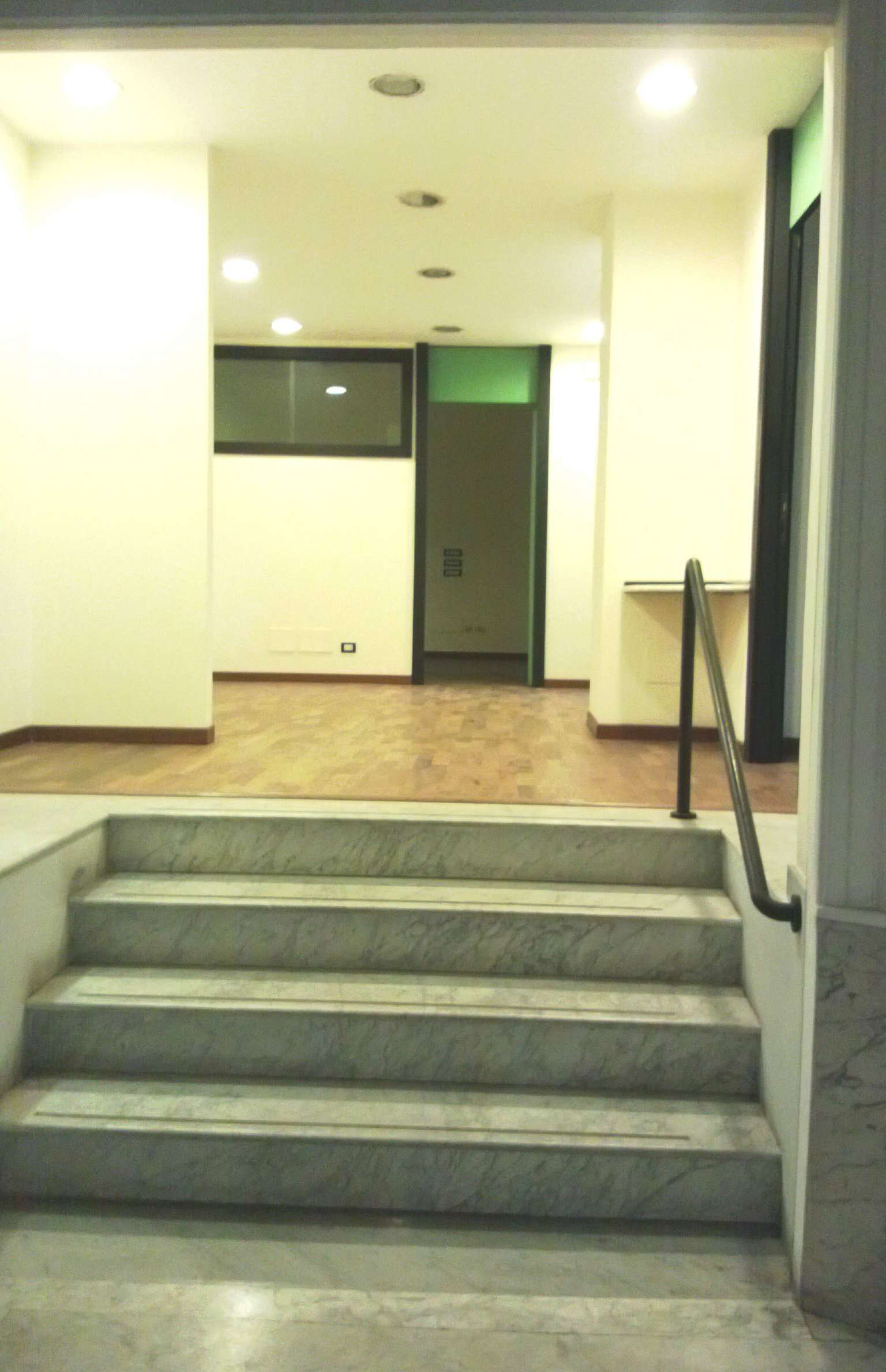 Ufficio - Loc.Com. ROMA affitto  Centro storico nazionale corsini real estate