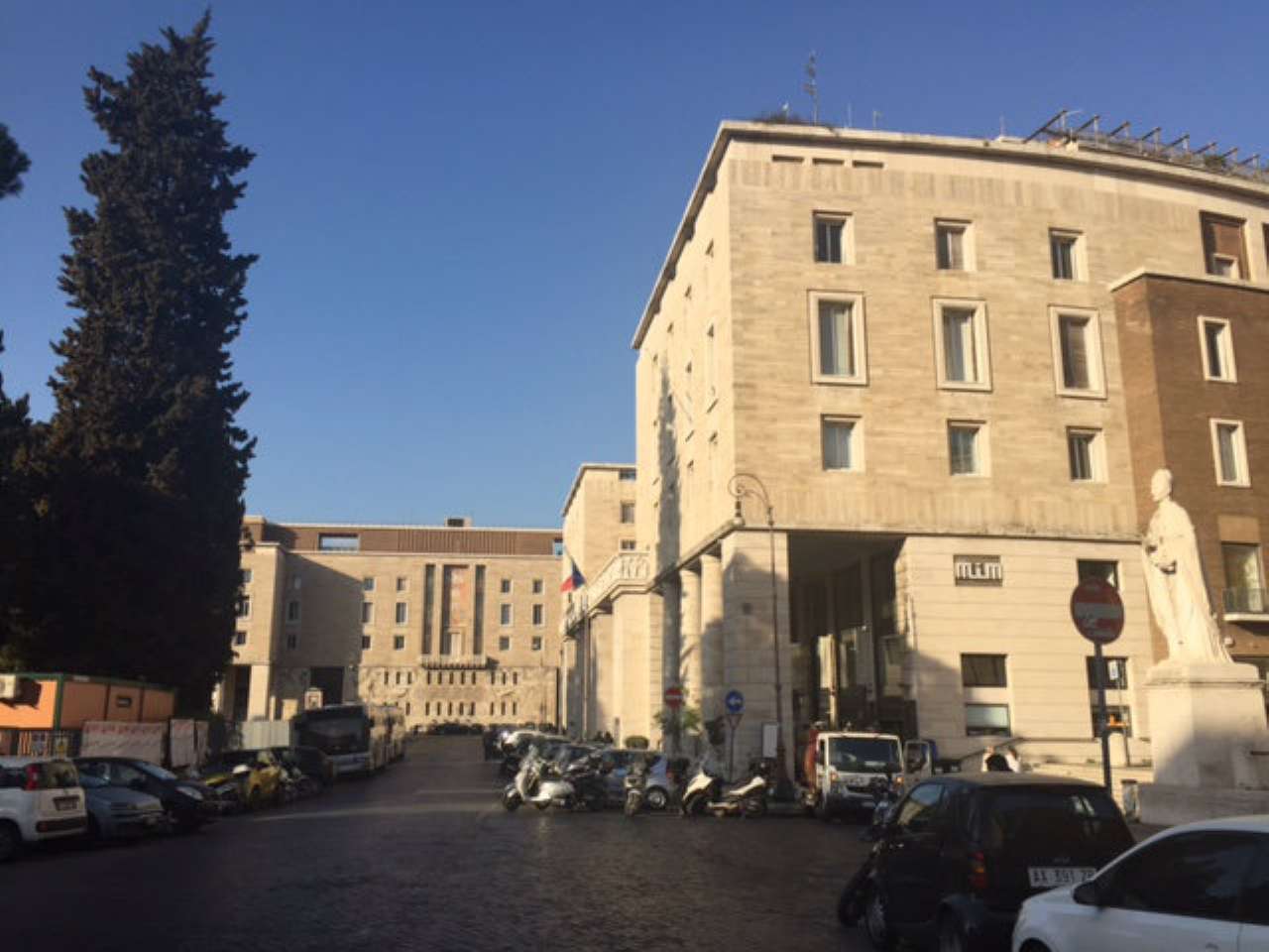 Ufficio - Loc.Com. ROMA affitto  ESQUILINO  merulana corsini real estate