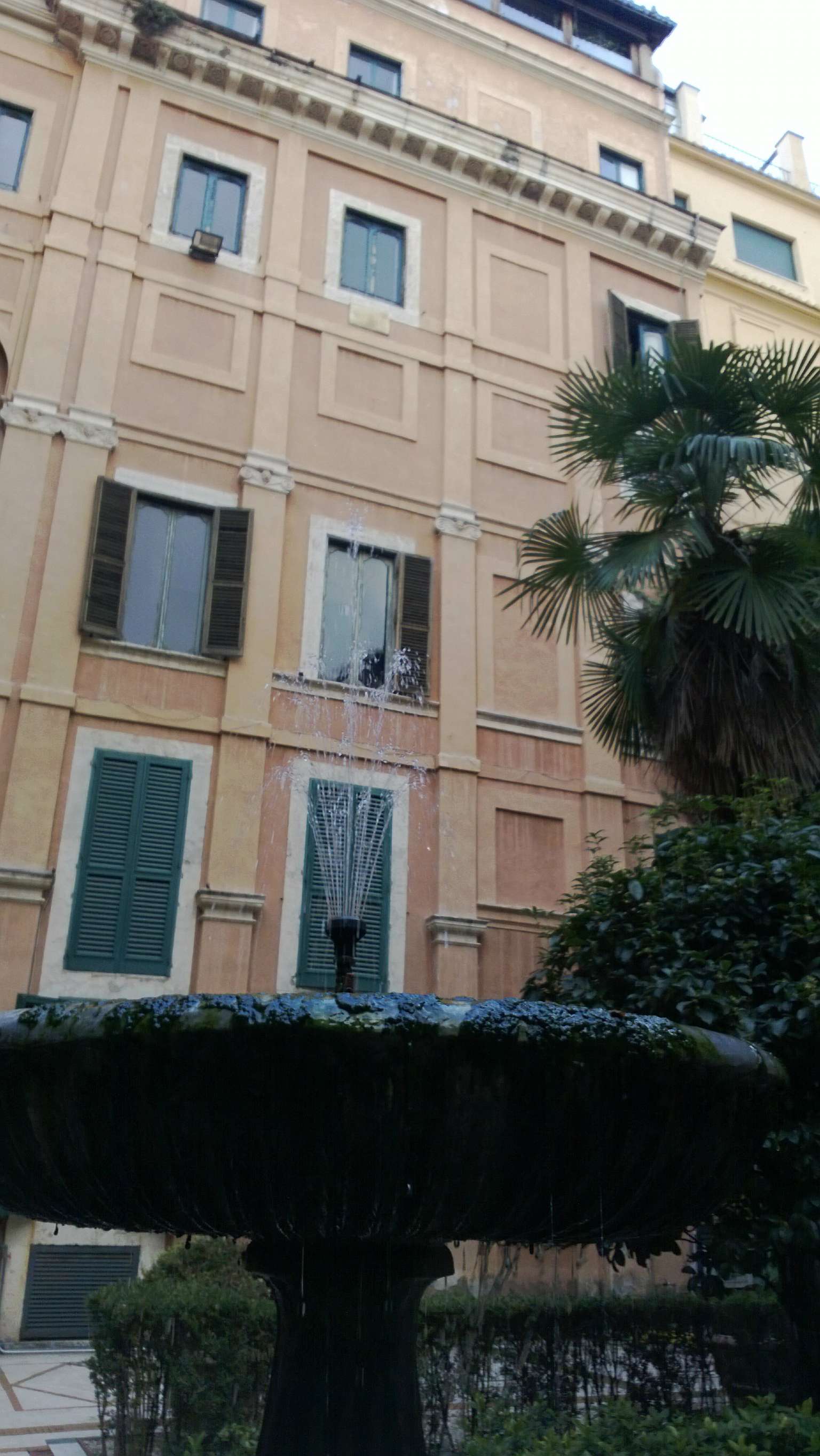 Ufficio - Loc.Com. ROMA affitto  Centro storico tritone corsini real estate