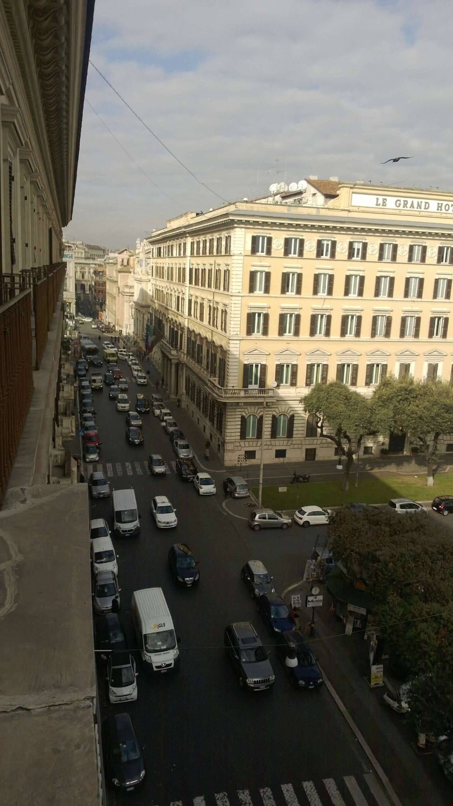 Ufficio - Loc.Com. ROMA affitto  Centro storico colonna antonina corsini real estate