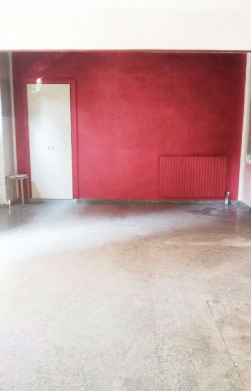 Negozio - Loc.Com. TORINO affitto  CENISIA MORETTA AMICACASA Immobiliare