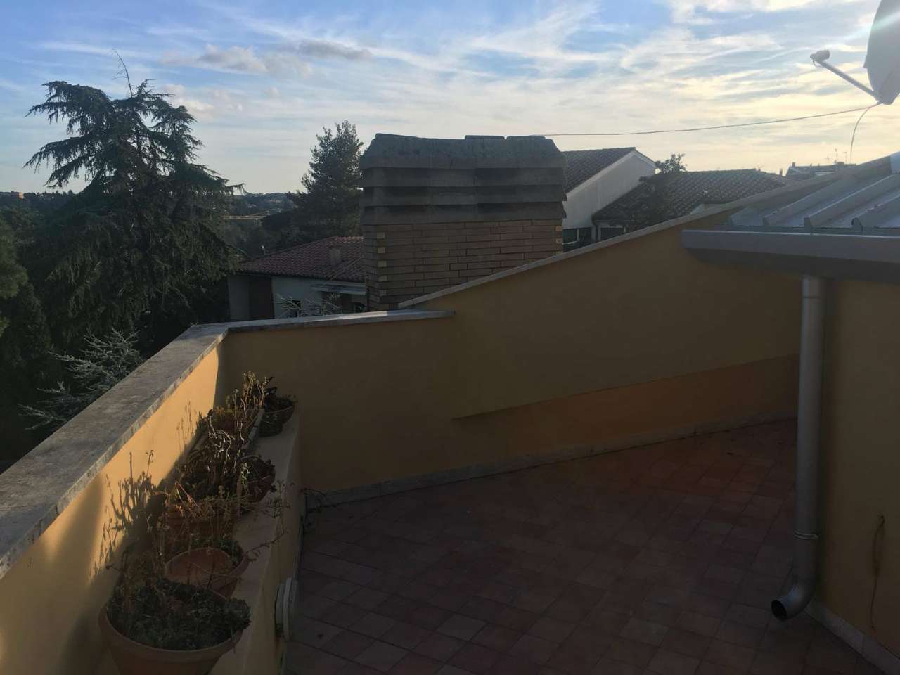 Mansarda - Sottotetto - Soffitta - Solaio ROMA vendita  FLEMING Via Misurina Nobilcasa S.A.S.