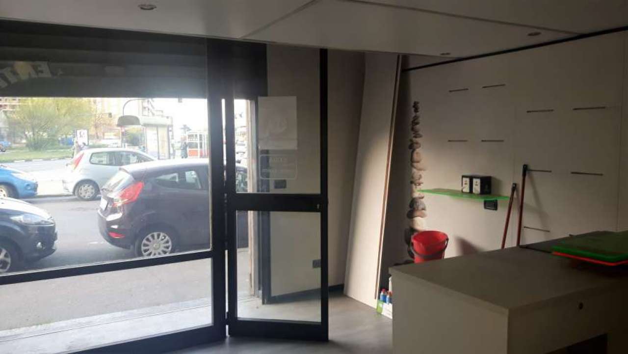 Negozio - Loc.Com. TORINO affitto  PARELLA Pietro Cossa QUALITYCASA