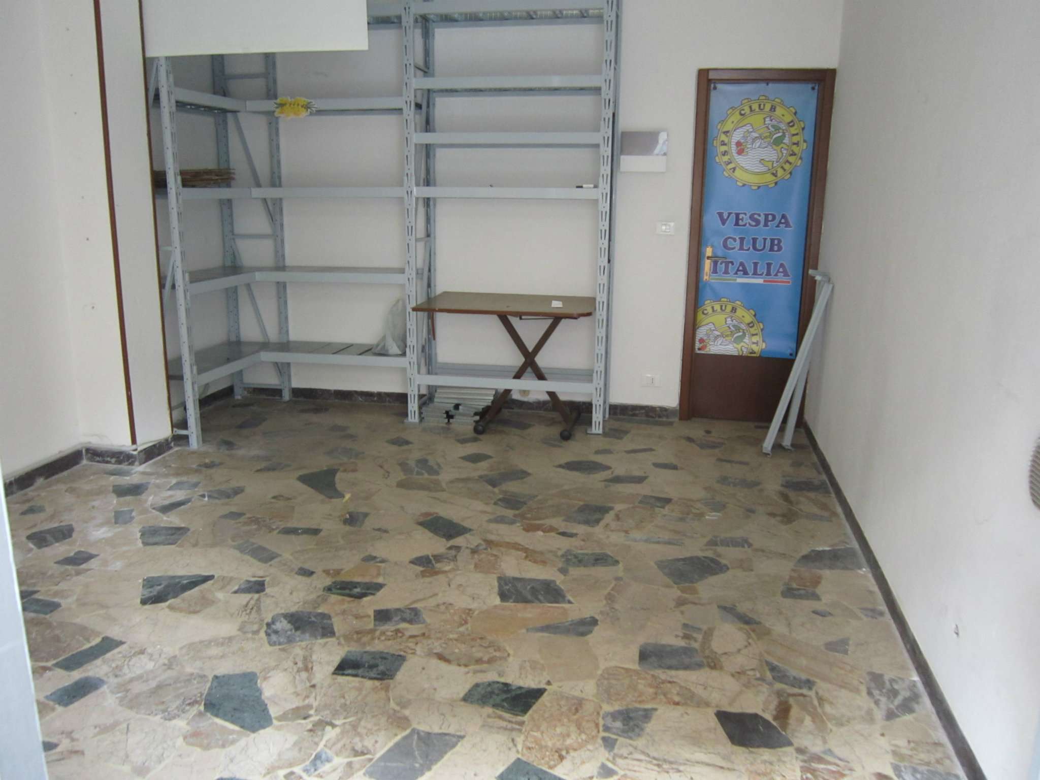 Negozio - Loc.Com. VERONA affitto  STADIO Longhena Erredue Immobiliare