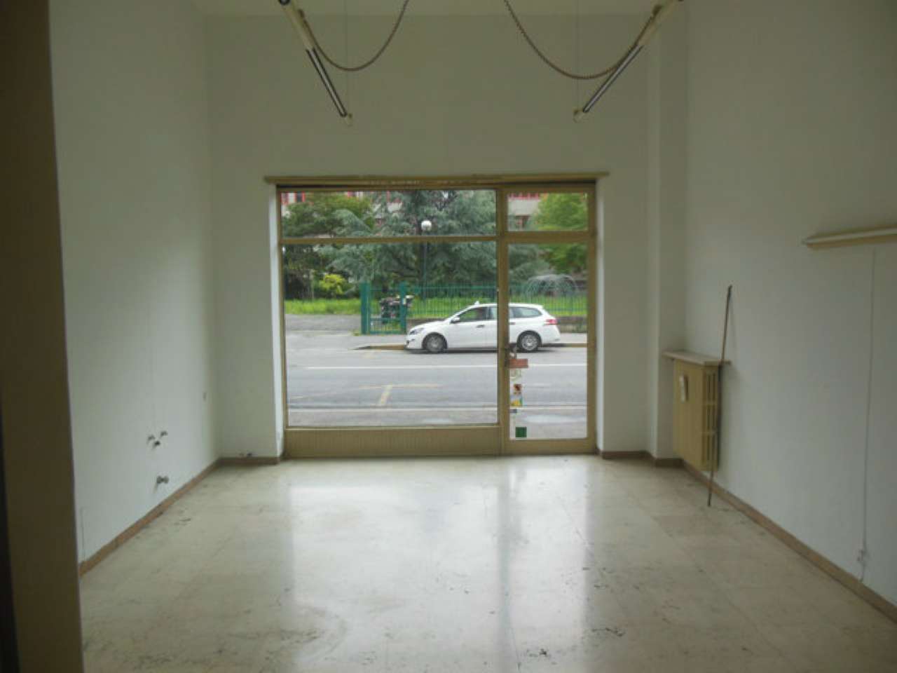 Negozio - Loc.Com. TORINO vendita  MADONNA DI CAMPAGNA massari GR IMMOBILI SAS