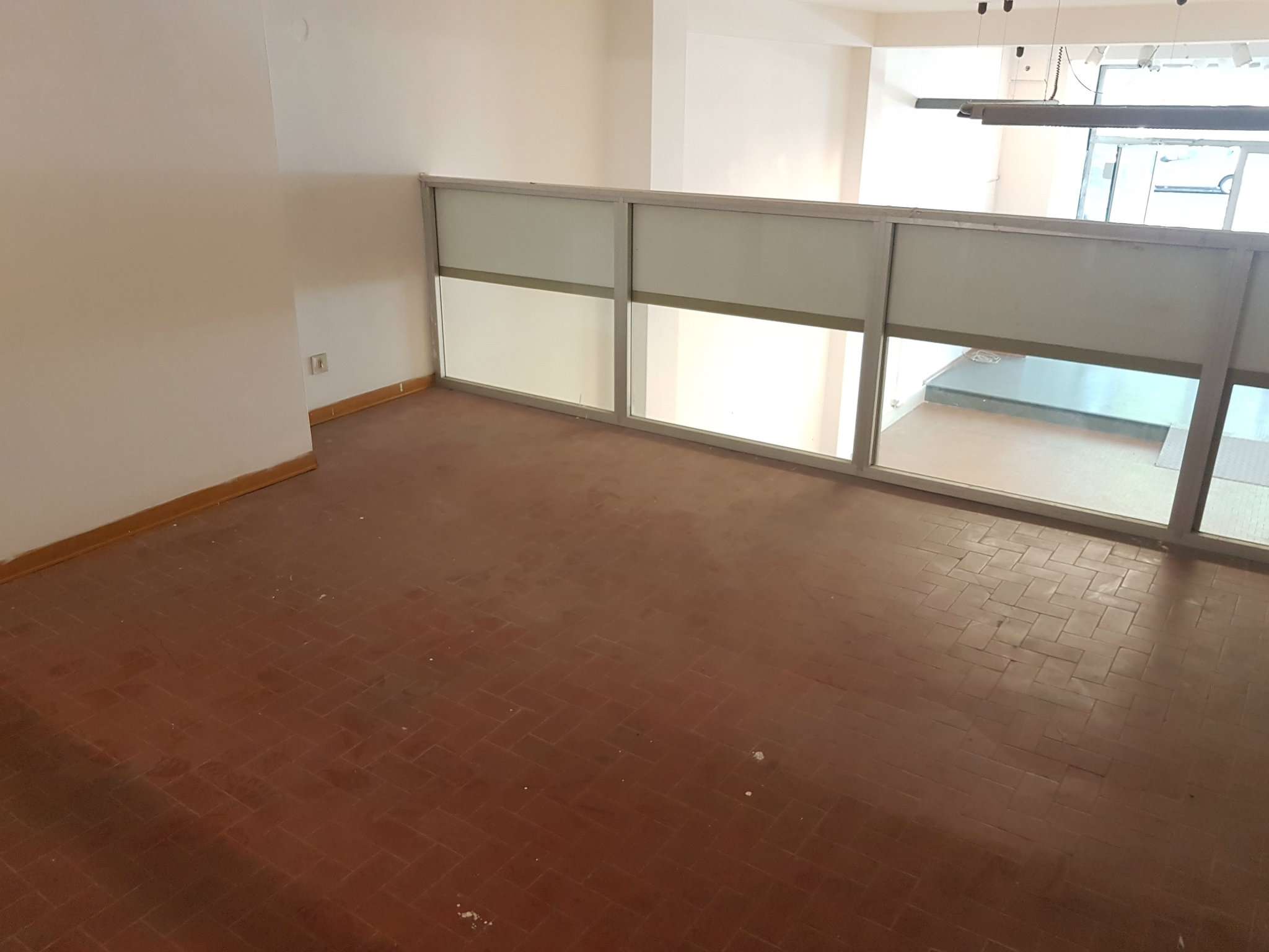 Negozio - Loc.Com. AREZZO affitto    L'angolo Affitti e Vendite