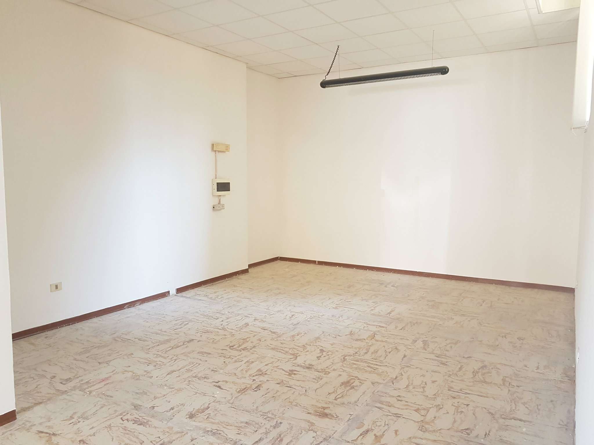 Negozio - Loc.Com. AREZZO affitto   Fiorentina L'angolo Affitti e Vendite