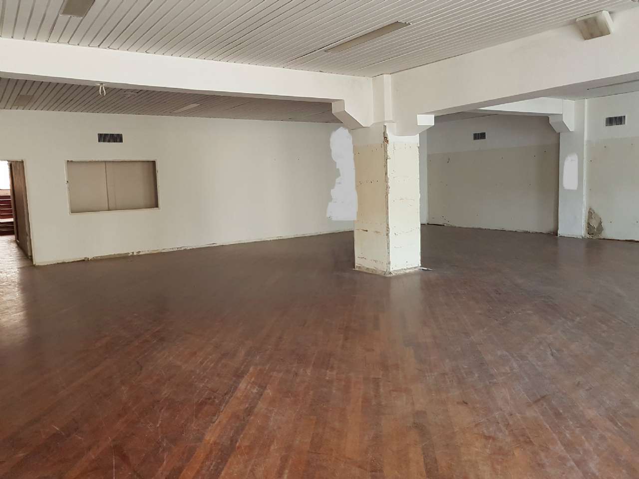 Negozio - Loc.Com. AREZZO affitto    L'angolo Affitti e Vendite