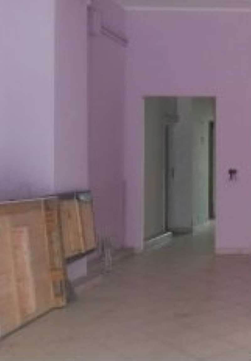 Negozio - Loc.Com. AREZZO affitto   Trasimeno L'angolo Affitti e Vendite