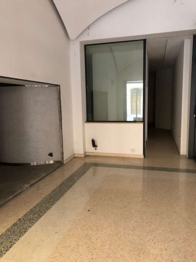  bologna vendita quart: centro storico paola-gambini-immobiliare
