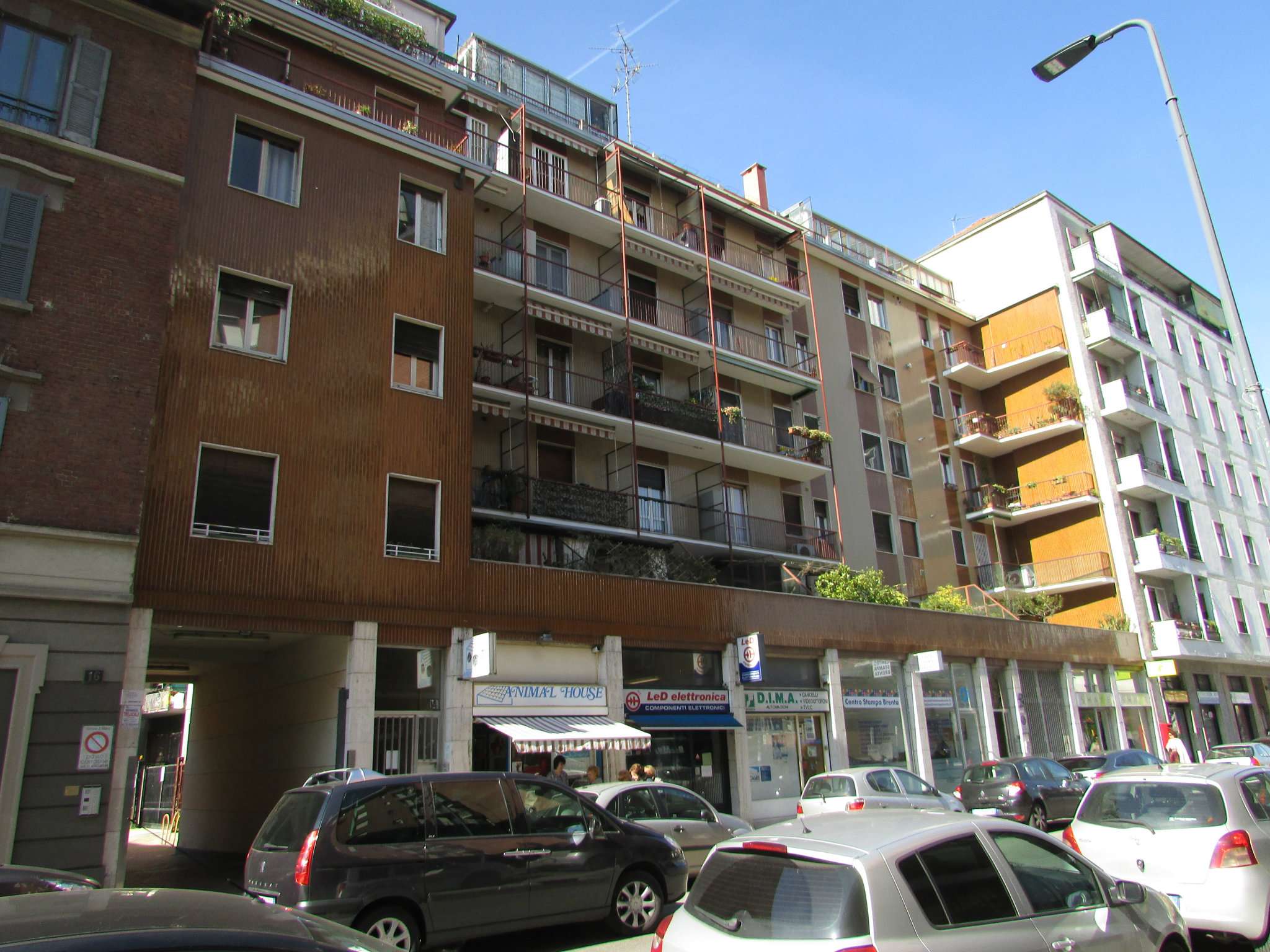 Negozio - Loc.Com. MILANO vendita  CORVETTO Bessarione SOVIM Imm.re S.a.s