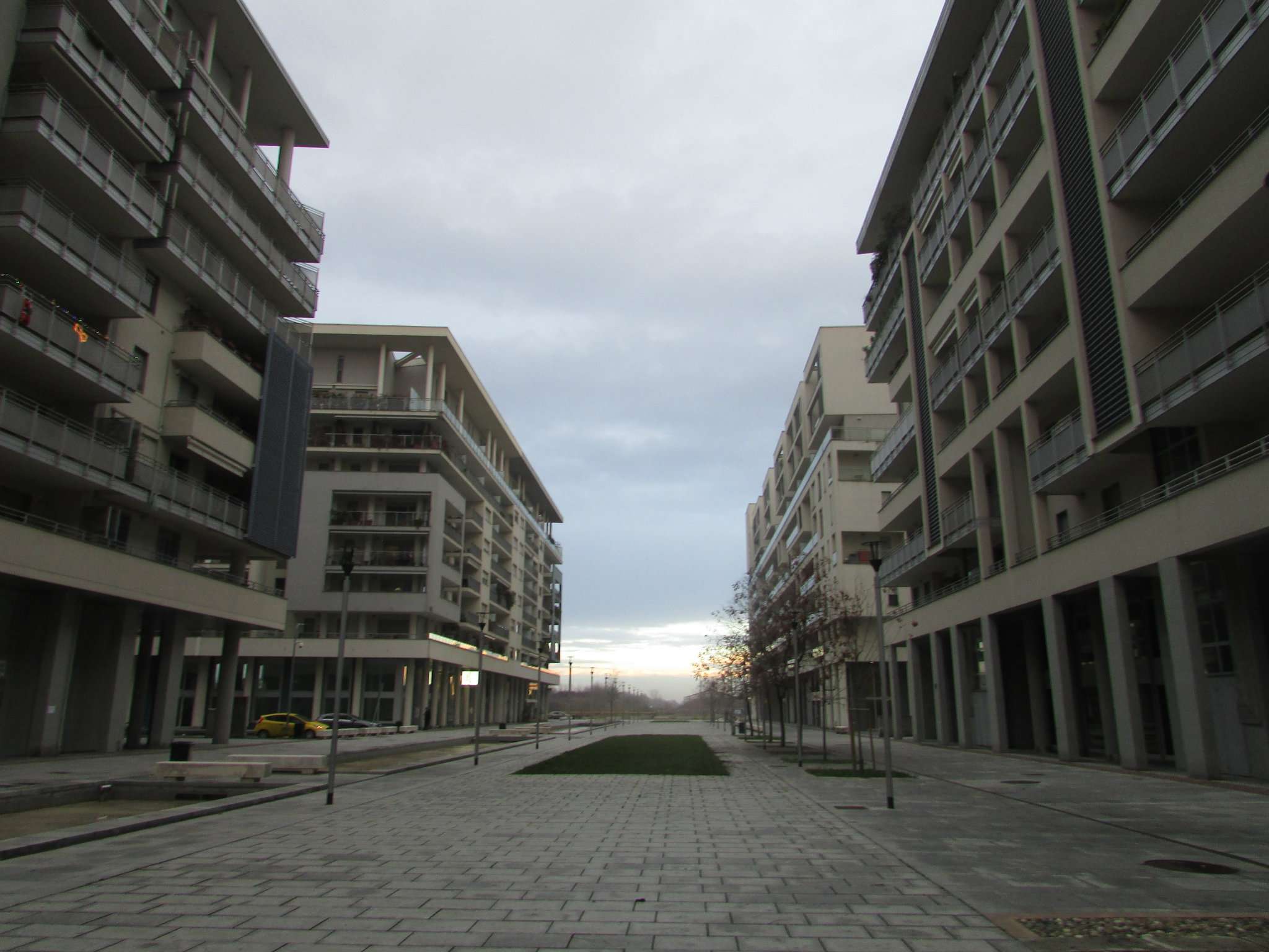 Negozio - Loc.Com. MILANO affitto  CORVETTO Cassinari SOVIM Imm.re S.a.s