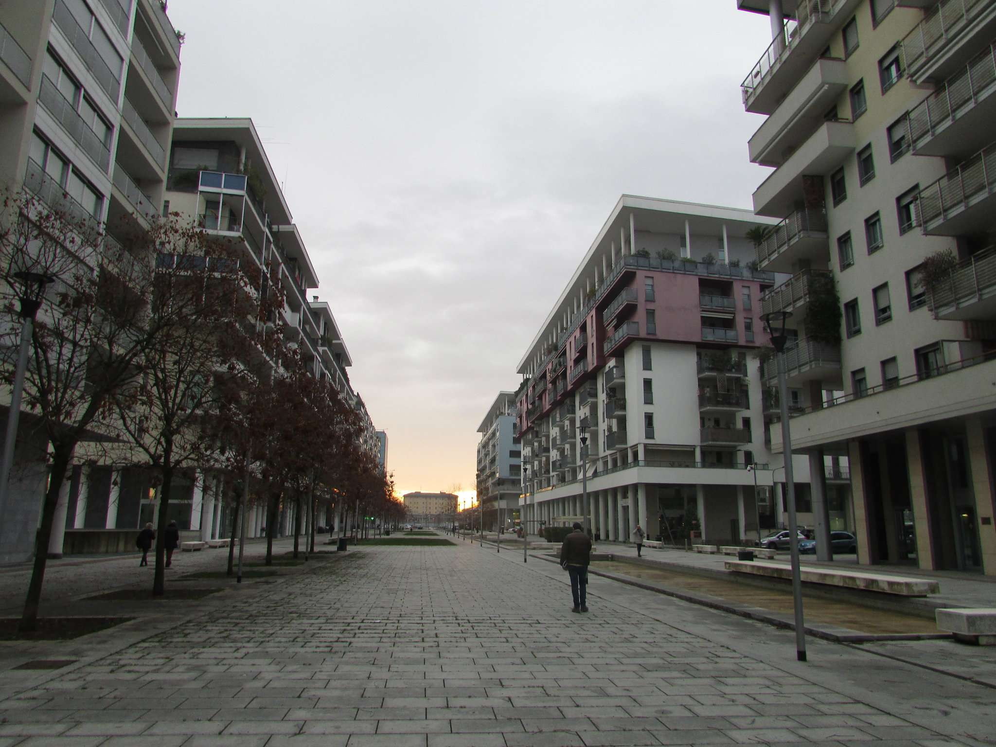 Negozio - Loc.Com. MILANO affitto  CORVETTO Cassinari SOVIM Imm.re S.a.s