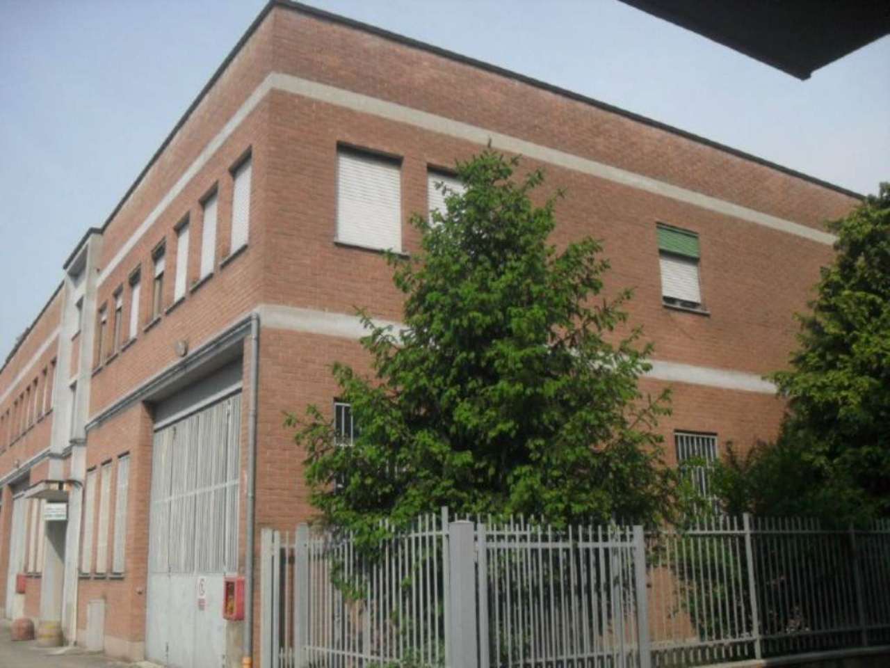 Capannoni (Tutti) MILANO vendita  CORVETTO Toffetti SOVIM Imm.re S.a.s