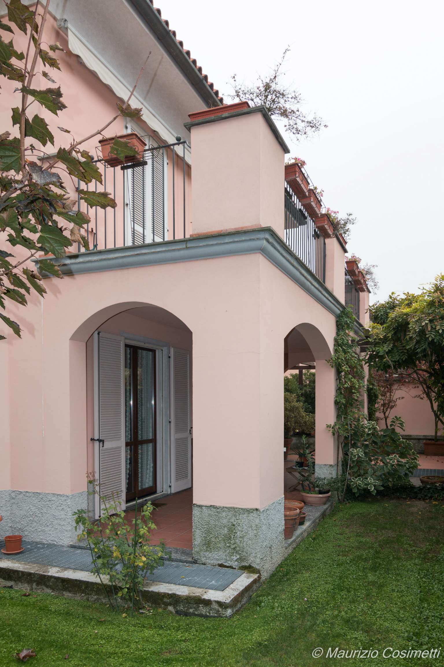 Villa BASIGLIO vendita   dante Properties & Life  - Milano Tre -