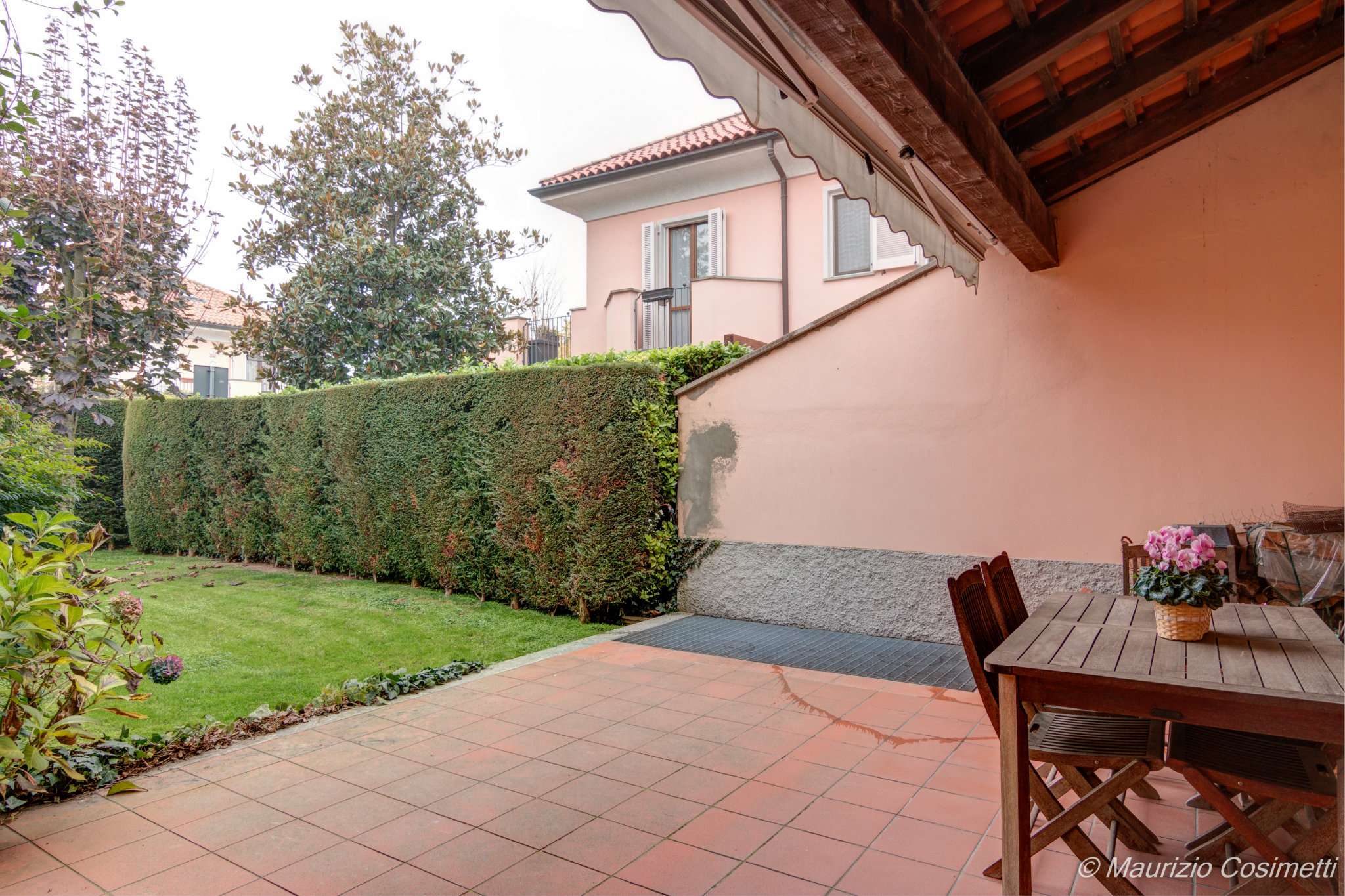 Villa BASIGLIO vendita   dante Properties & Life  - Milano Tre -