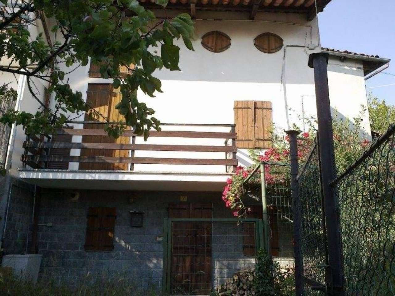 Villa Unifamiliare - Indipendente VISTRORIO vendita    CENTRALEDILE SRL