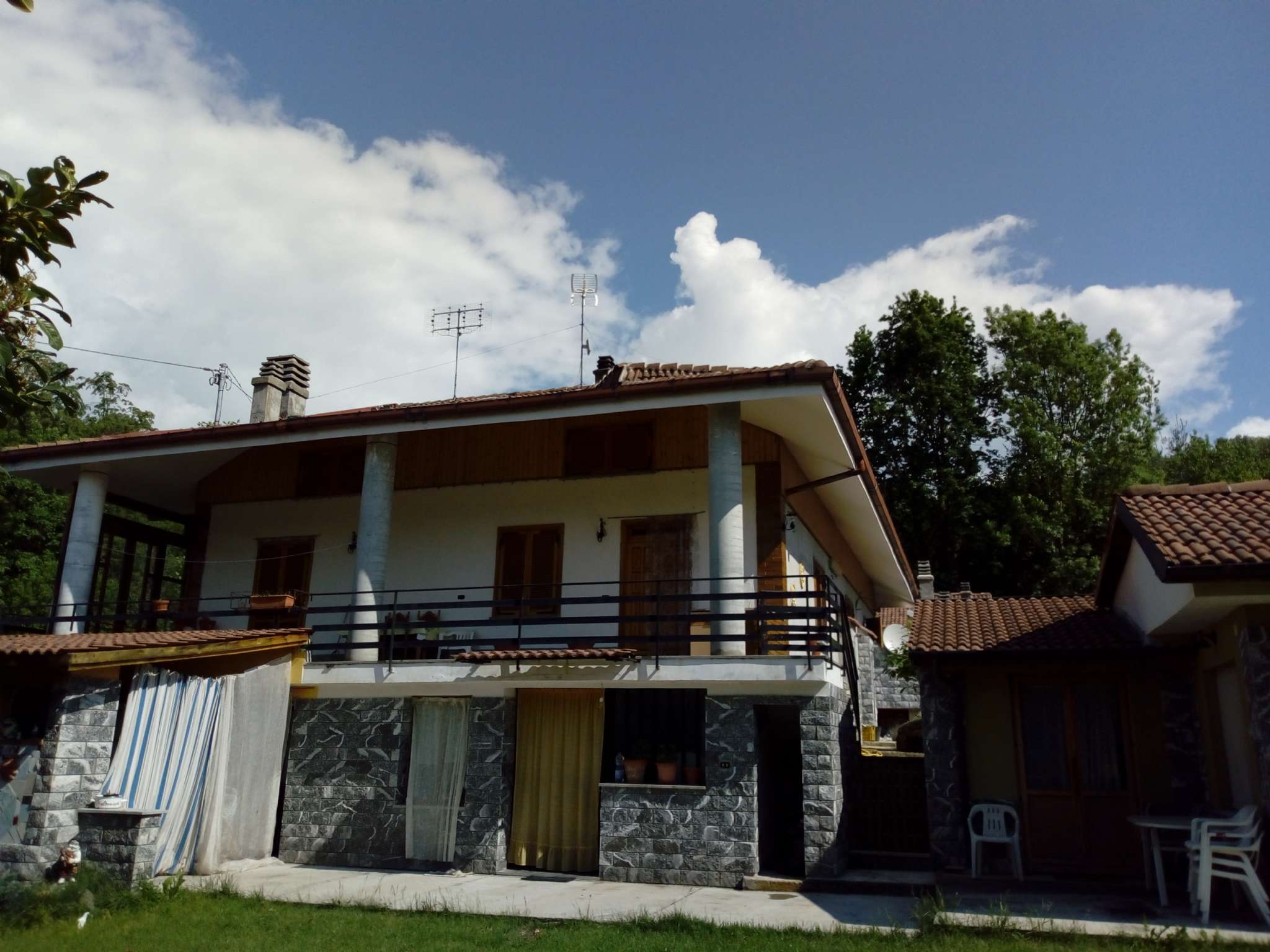 Villa Trifamiliare LESSOLO vendita    CENTRALEDILE SRL