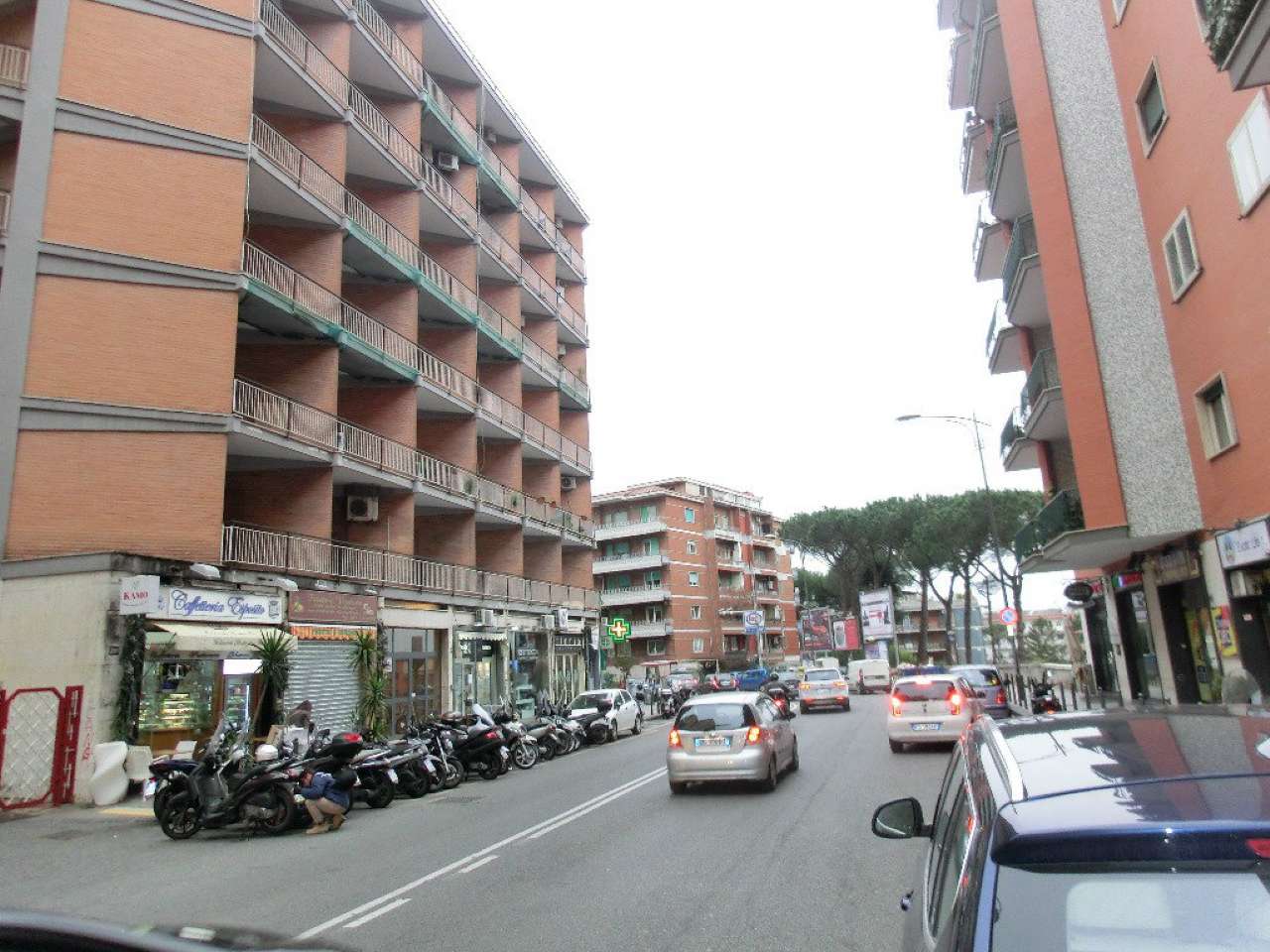 Negozio - Loc.Com. NAPOLI affitto  VOMERO CILEA LEONARDO IMMOBILIARE AGENZIA NAPOLI
