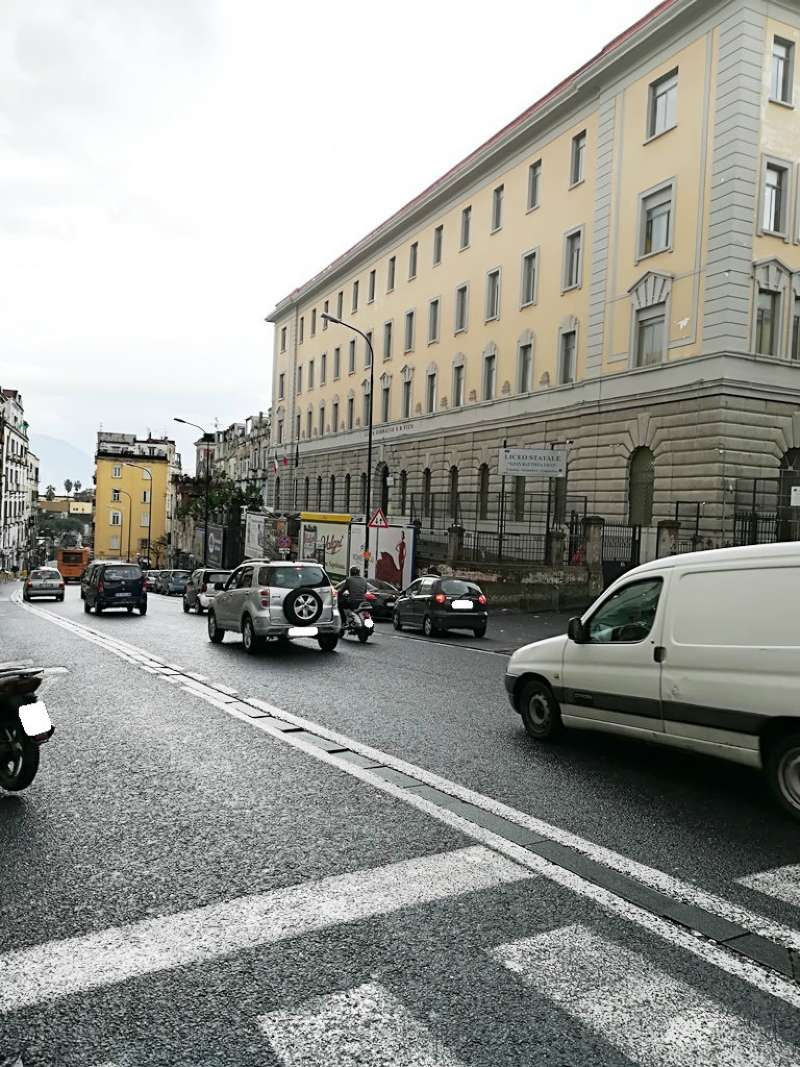  napoli affitto quart: mercato leonardo-immobiliare-agenzia-napoli