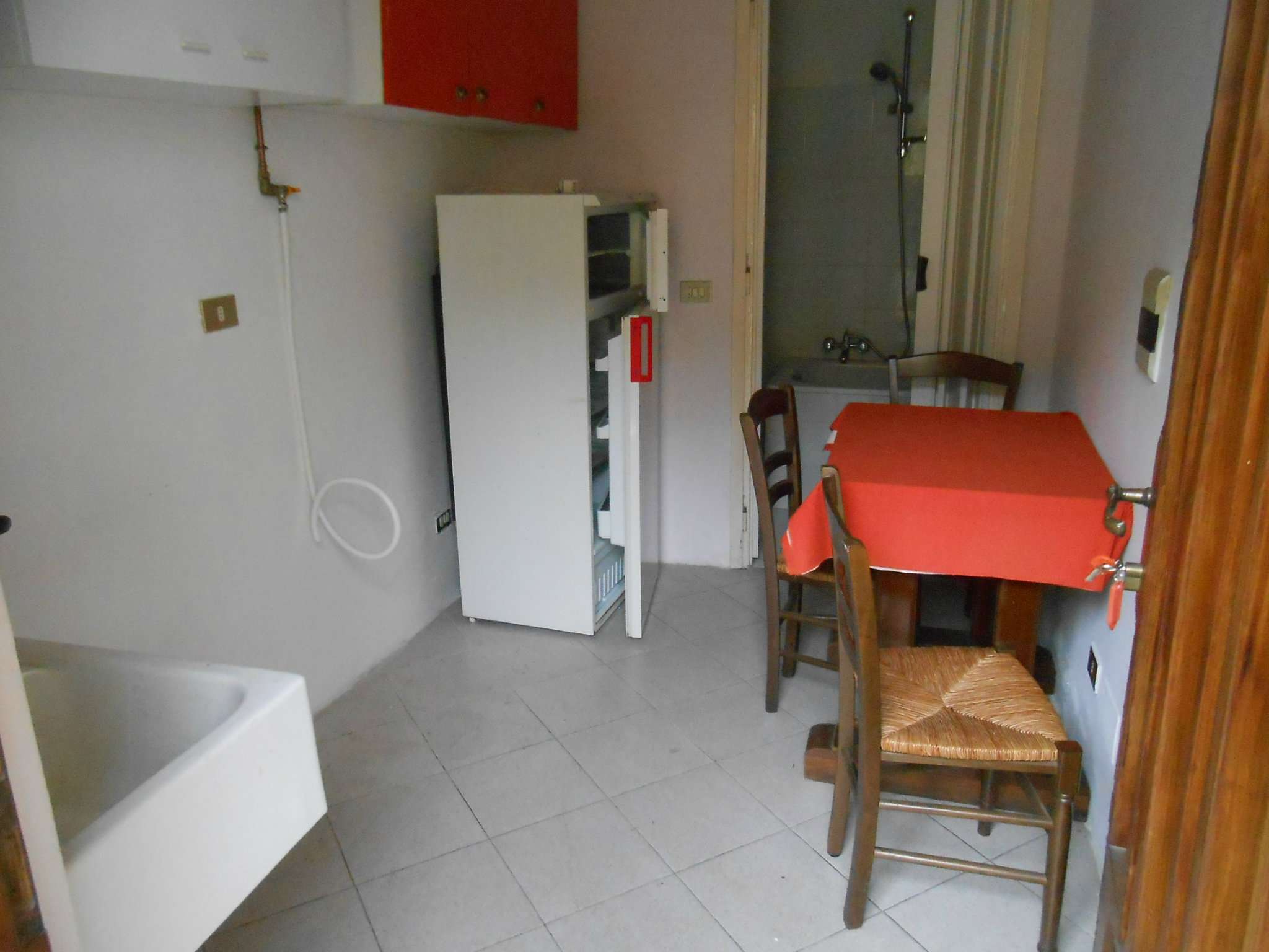 Stabile intero - Palazzo CASTELNUOVO DON BOSCO vendita    La casa
